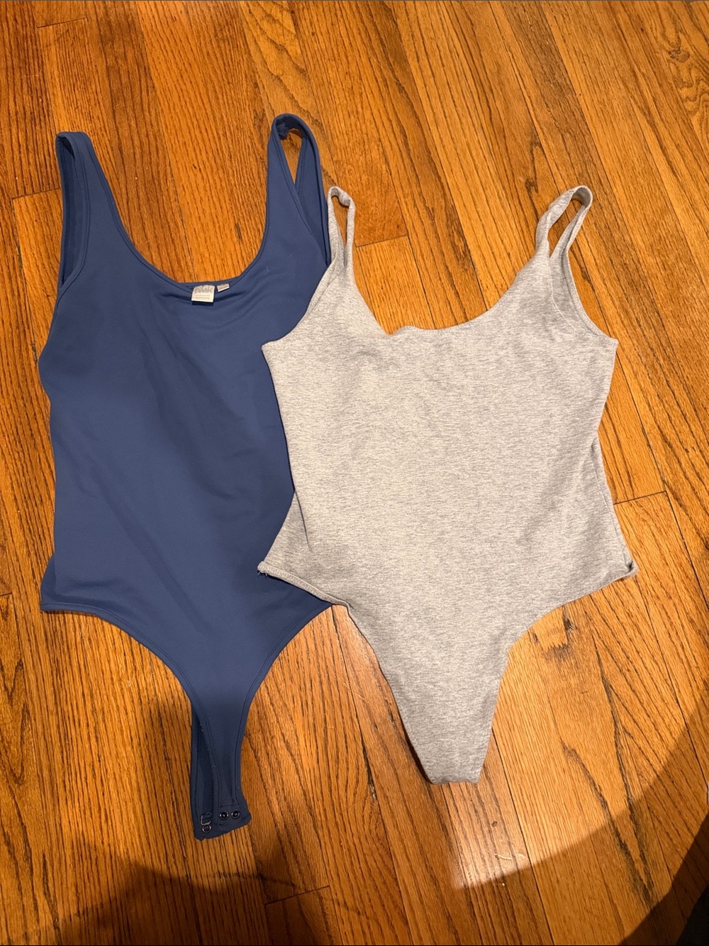 Size Medium Bodysuit - Navy and Heather Gray